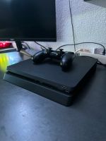 PS4 Slim (500 GB) mit einem Controller Baden-Württemberg - Geislingen an der Steige Vorschau