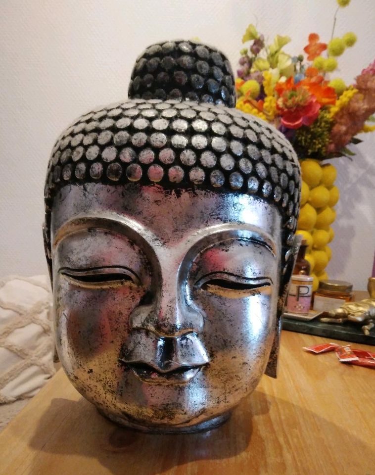 Buddha 35 cm hoch in Duisburg