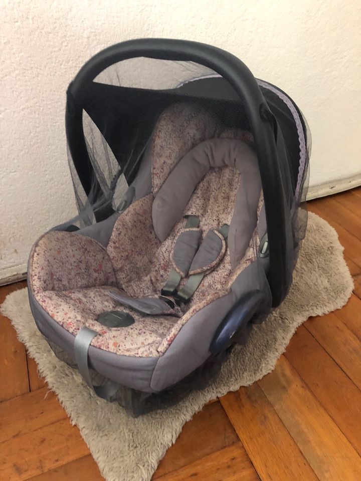 Maxi Cosi Isofix Babyschale in Schwäbisch Gmünd