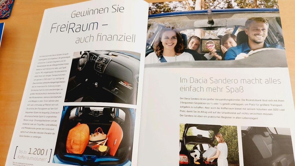 Dacia Sandero Stepway Sondermodell Celebration Prospekt von 2015 in Leverkusen