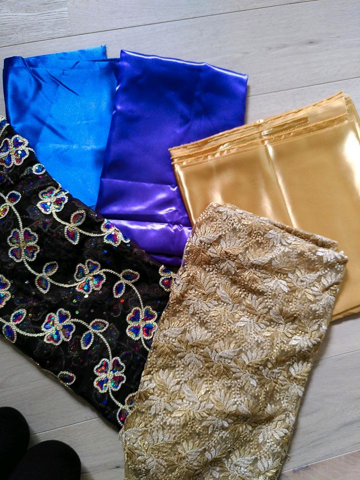 Stoffpaket 'Bollywood'; Satin (blau, violett, goldgelb) in Parchtitz