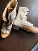 Stiefelte Schuhe Stiefel weiß/braun mit Fell außen und echt Leder Nordrhein-Westfalen - Neunkirchen Siegerland Vorschau