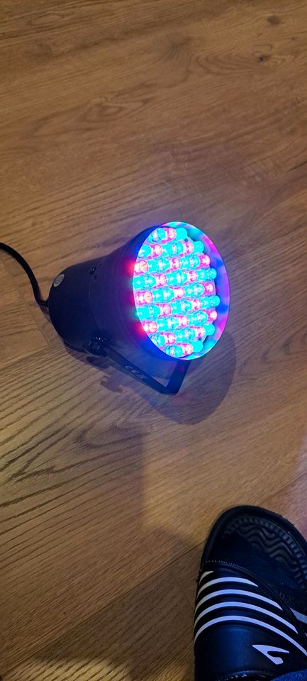 4 x Scanic LED PAR 36 RGB Black (Scheinwerfer, Musik) in Neulingen