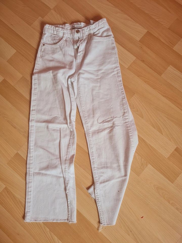 jeans  hose -cargohose weiß-32-34 Größe in Salzgitter