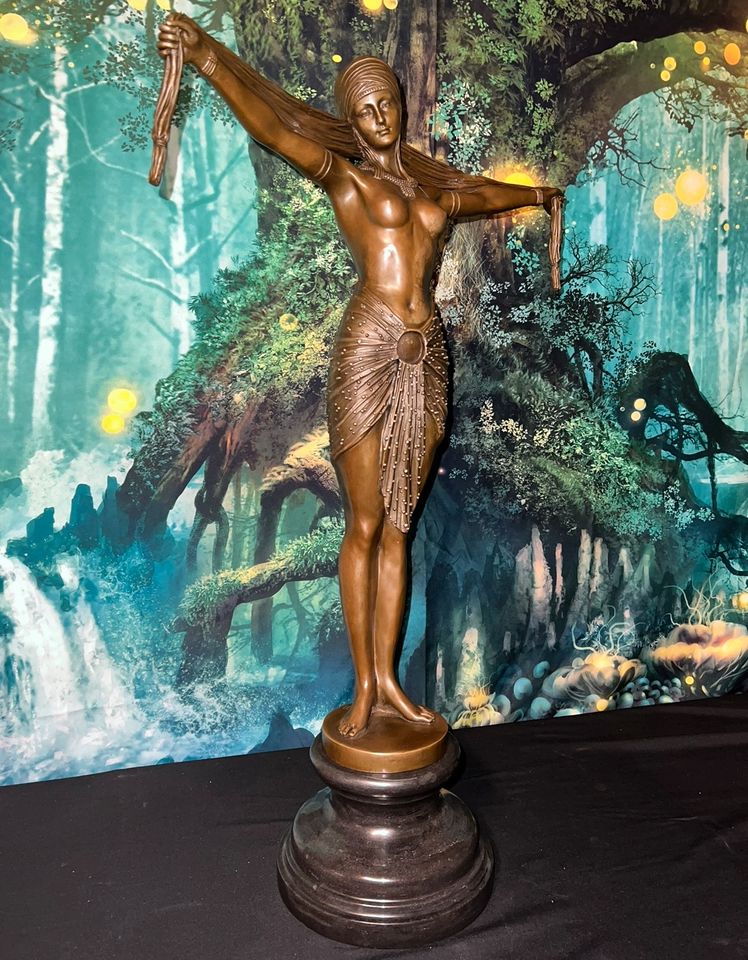 Bronze Figur Bronzefigur Art Deco Skulptur 74cm Frau Statue in Dillingen (Saar)