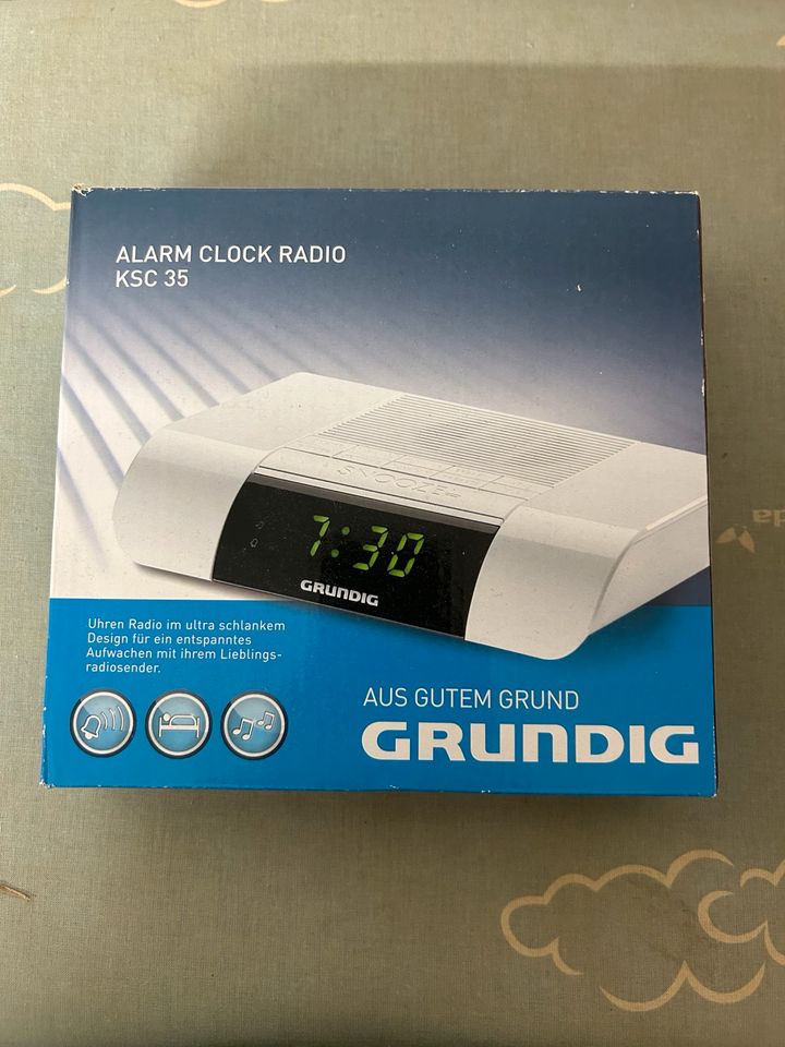 Grundig Radiowecker KSC-35 Neu in Hargesheim