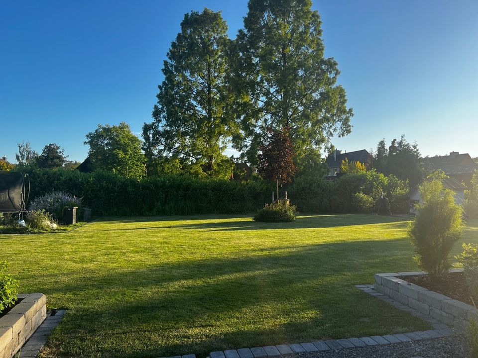 Ein Traum wird wahr!  Großzügiges Einfamilienhaus mit überdachtem Pool und riesigem Garten in Tespe