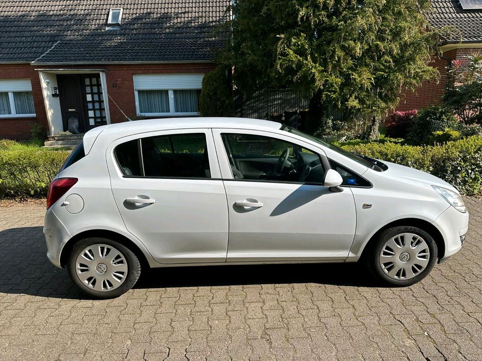 Opel corsa D 1,2 in Löningen