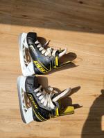 Ccm Schlittschuhe Super Tacks Größe 32 Duisburg - Rheinhausen Vorschau