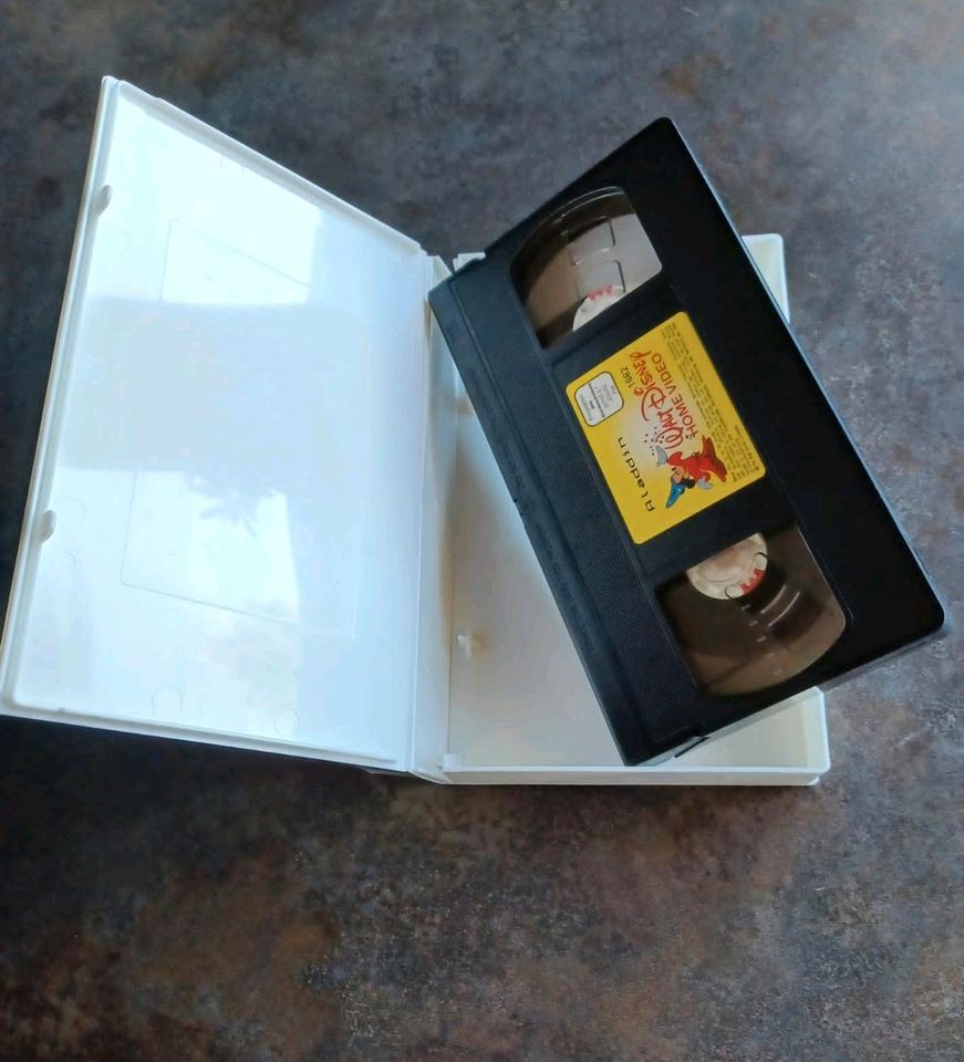 VHS Kassette Aladdin mit Hologramm Silber Edition 400 01662 in Kastellaun