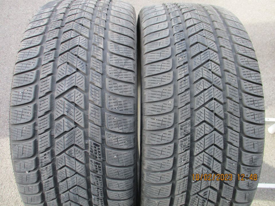 2 x 285 45 R21 113V PIRELLI Scorpion Winter * RFT! (Lager C377) in München