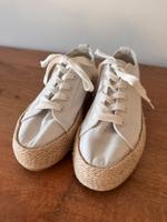 Espradrilles / weiße Sneaker mit geflochtener Sohle in 39 Essen - Steele Vorschau