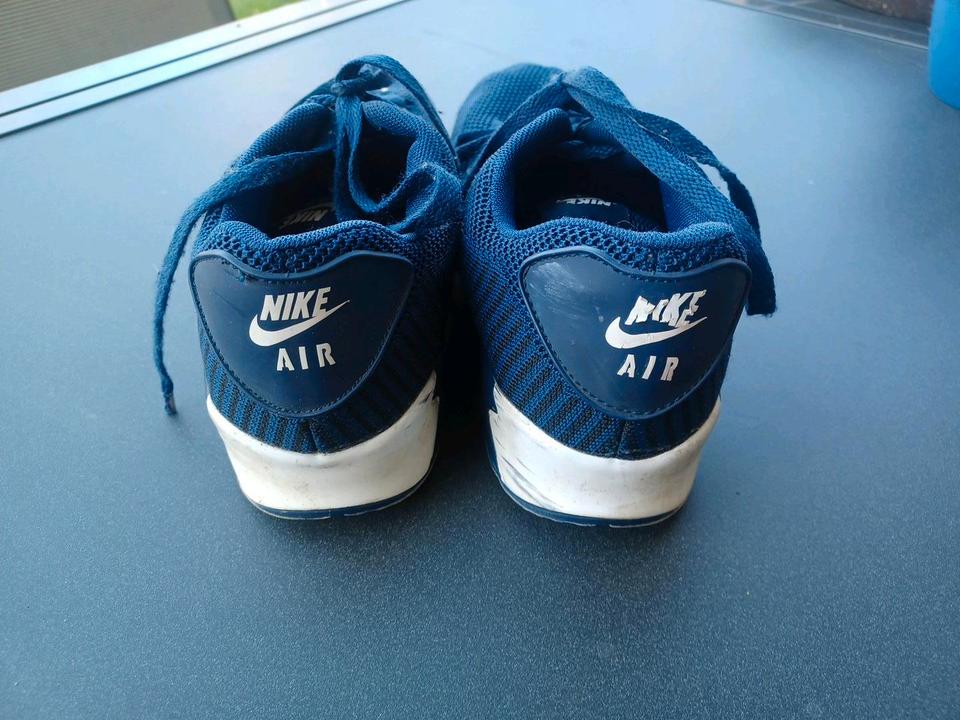 Nike Air Max Größe 40,  US 7, UK 6, Sneaker Laufschuhe in Olching