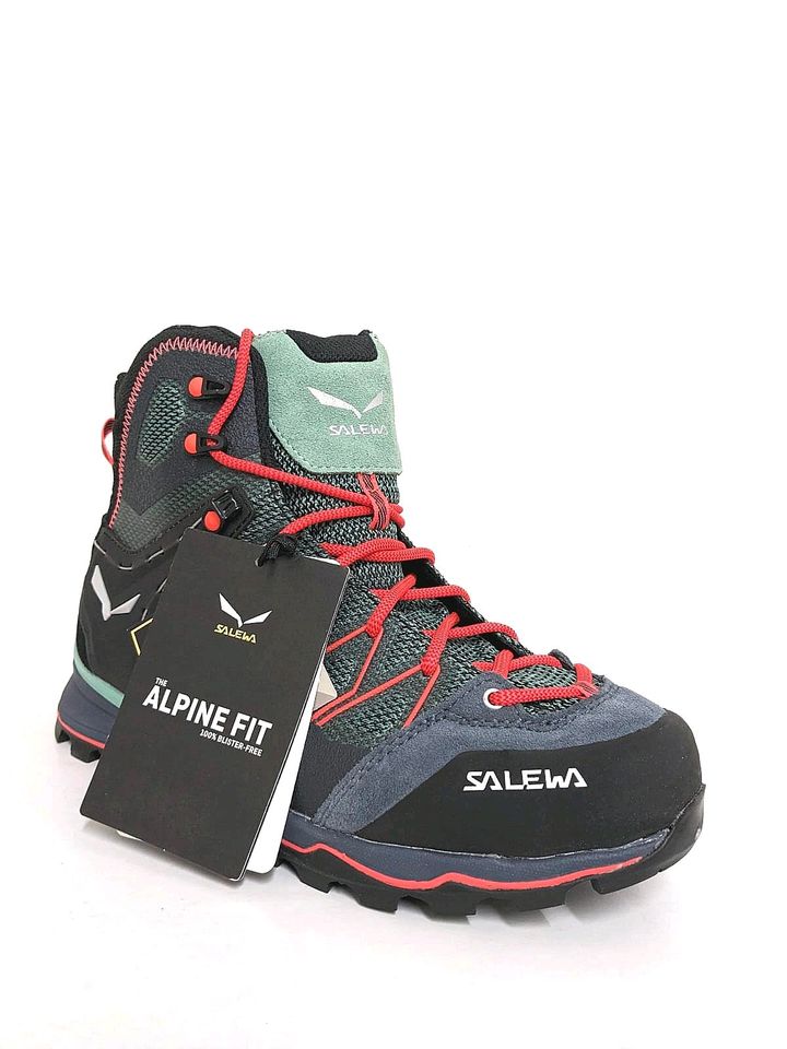 Neu Damen Wanderschuhe Salewa Gr 40 in Ottweiler