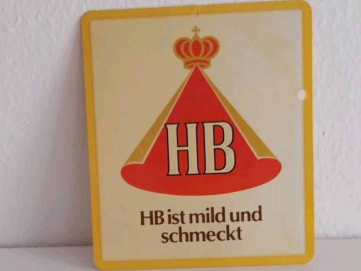 HB Zigaretten Werbeschild in Scheeßel