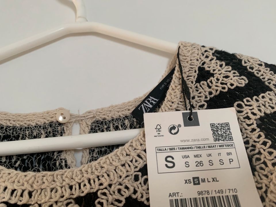 Zara Bluse Top Creme schwarz Stickerei Größe S in Neustadt am Rübenberge