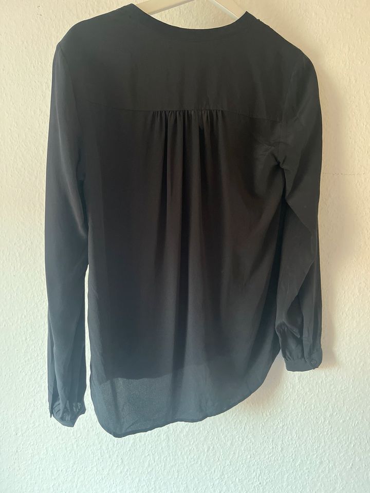 Hessnatur Seidenbluse Bluse schwarz Gr. 34 XS aus 100% Seide in Düsseldorf