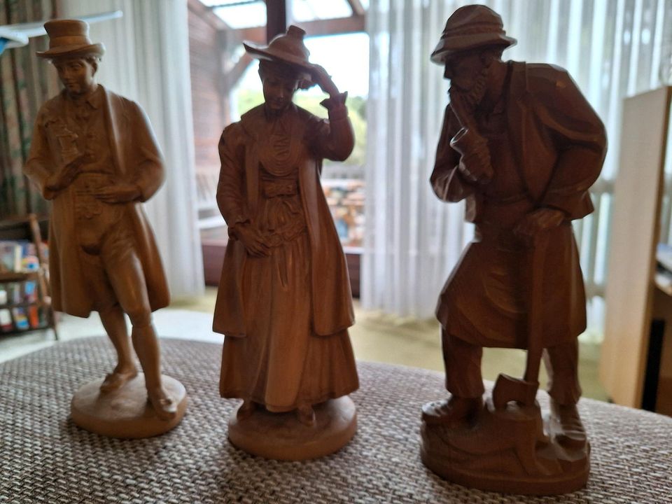Holzfiguren, geschnitzt in Moosburg a.d. Isar