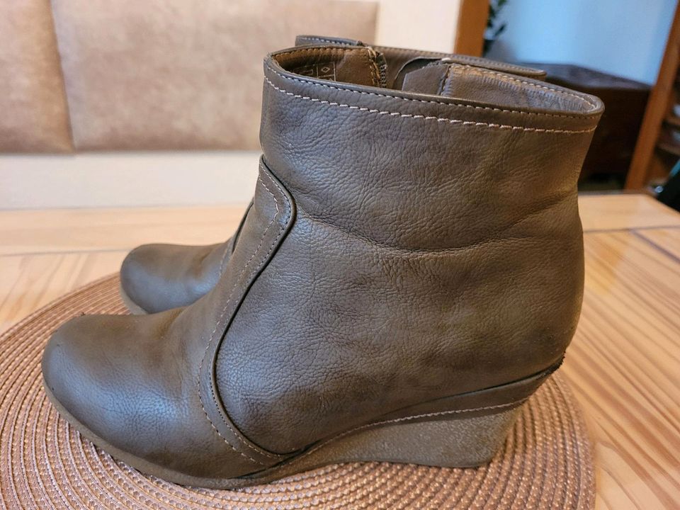 Sehr bequeme Keilabsatz Schuhe in Stuttgart - Untertürkheim | eBay  Kleinanzeigen ist jetzt Kleinanzeigen