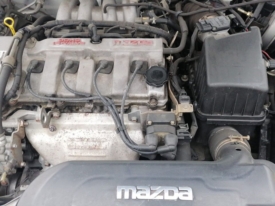 Mazda 626 GF Kombi 2,0 116 PS  2 Hand in Bielefeld