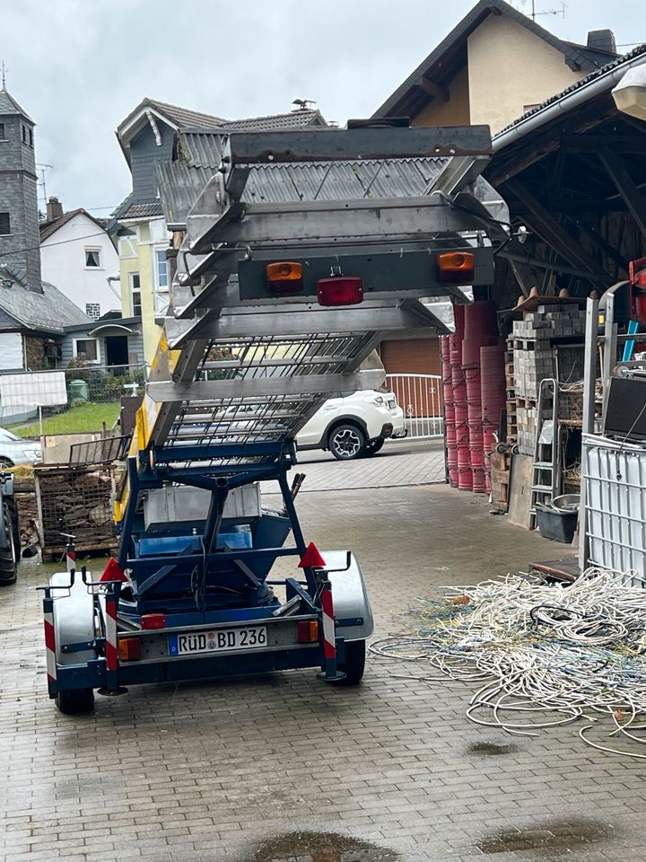 Teupen Aufzug Aussenaufzug Aufzugsanhänger Umzugsaufzug in Bad Schwalbach