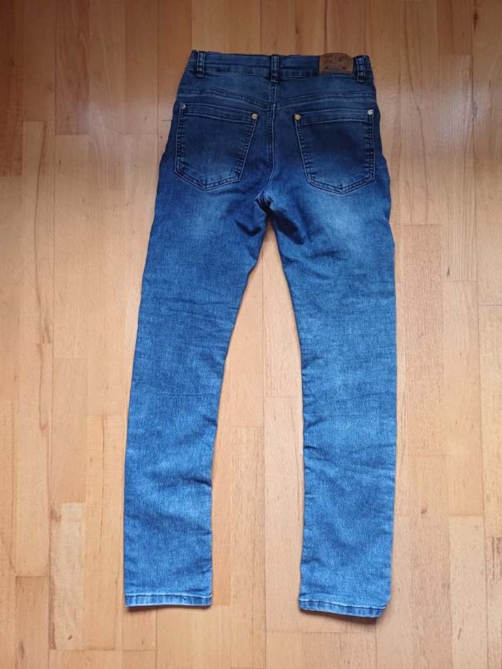 Jeanshose Jungen Größe 158 in Fellbach