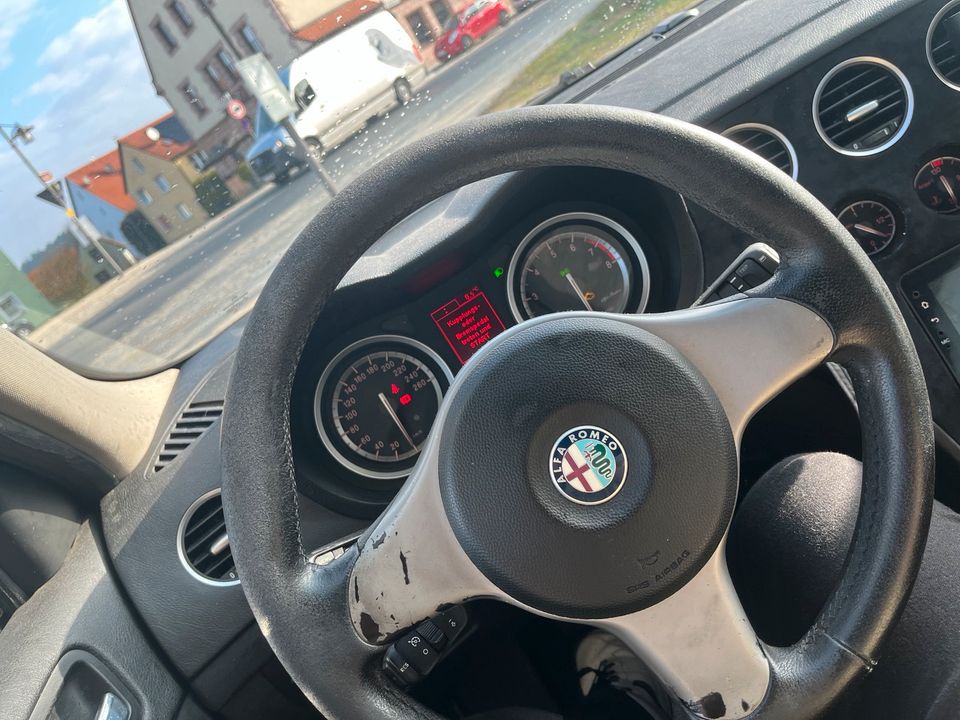 Alfa Romeo 159 1.9 JTS in Pyrbaum