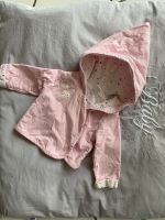 Stoffjacke für Mädchen Größe 56 in rosa/weiss mit Zipfelmütze Hessen - Friedberg (Hessen) Vorschau