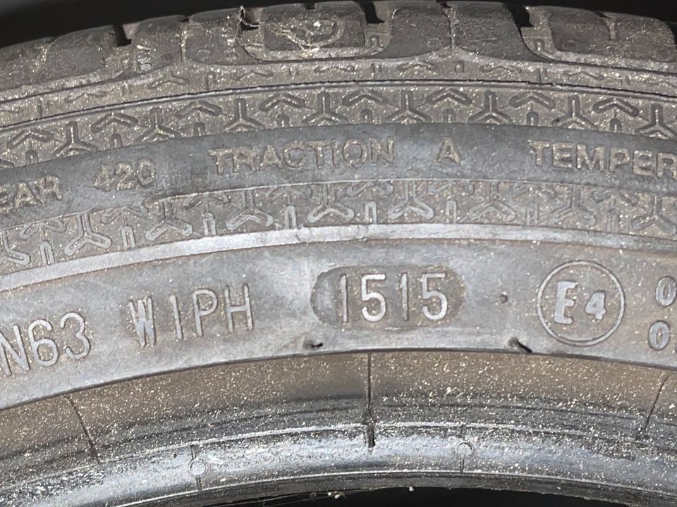 2 Sommerreifen Barum Bravuris 3HM 215/45 R17 91Y XL in Nürnberg (Mittelfr)