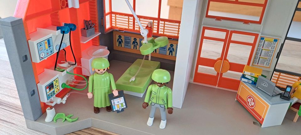 Playmobil City Life Kinderklinik 6657 in Freiburg im Breisgau