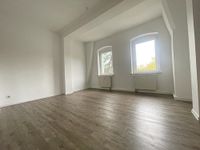 ***Zur Vermietung steht ab sofort diese schöne geräumige 5-Zimmer-Wohnung *** Sachsen - Chemnitz Vorschau