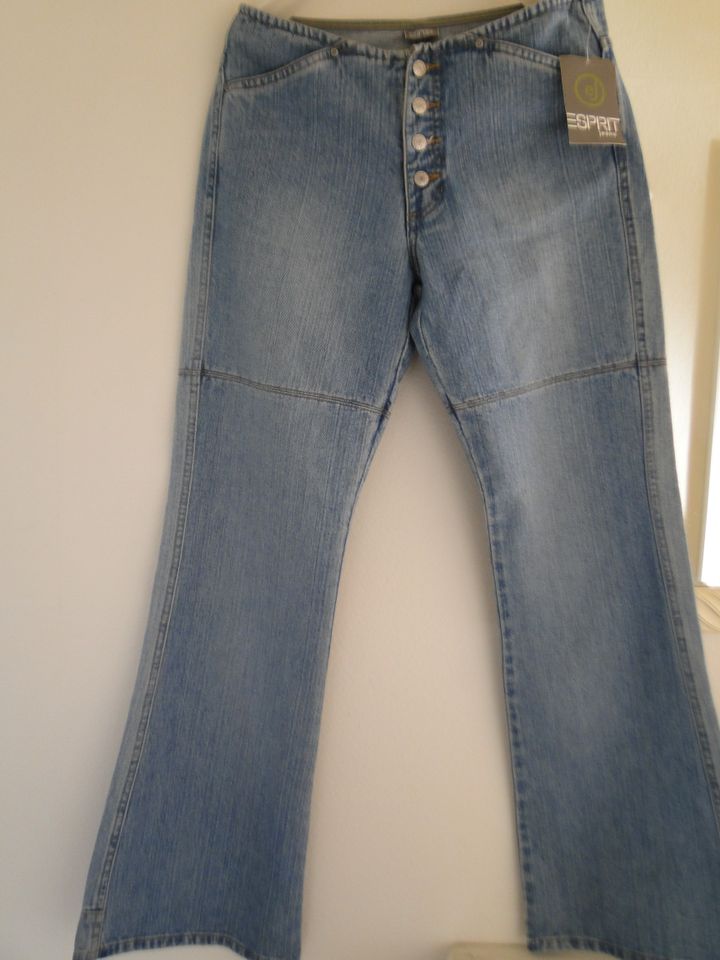 coole Jeans Jeanshose Hose v. Esprit Flare Boot Gr.38 in Ingoldingen