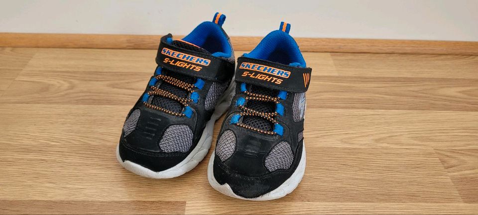 Skechers S-Lights Sneaker Schuhe Gr. 25 in Salzgitter