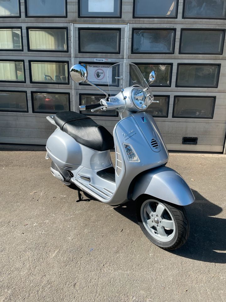 Vespa GTS 125 in Kulmbach