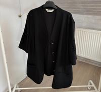 Elegantes schwarzes Hemd, neu mit Details, Kostüm Class Hessen - Darmstadt Vorschau