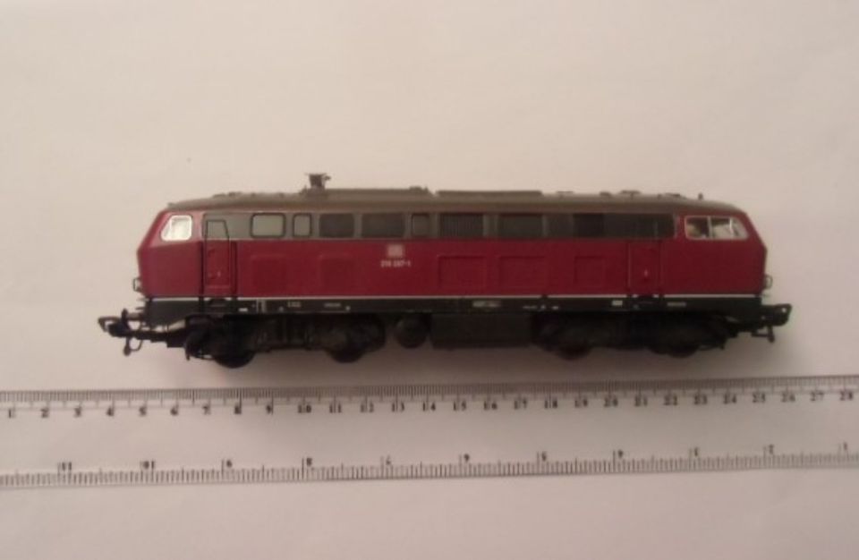 Fleischmann HO 4232 BR 218 287-1 DB Purpurrot Sonderserie OVP RAR in Wuppertal