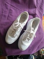 Nike Sneakers 41 Kr. München - Sauerlach Vorschau