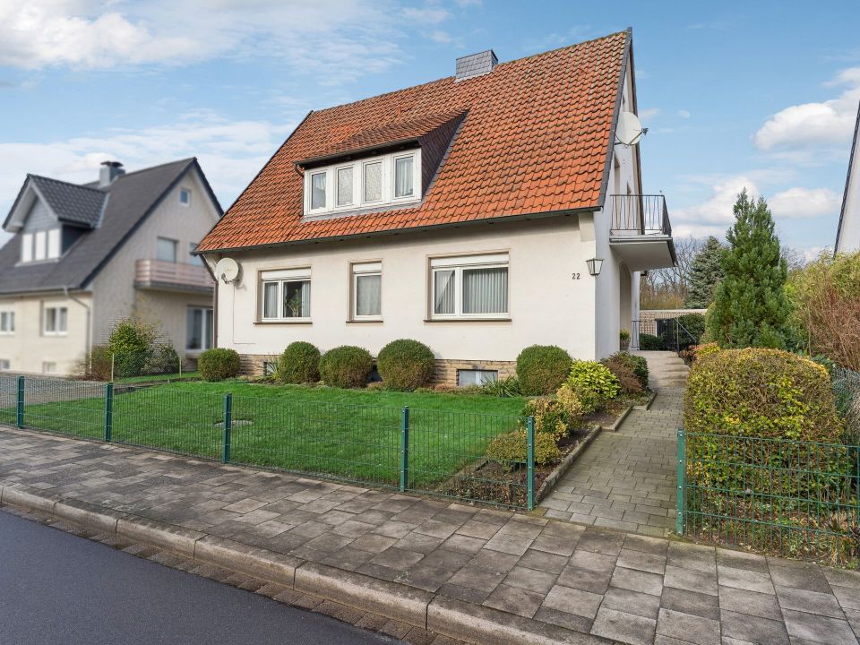 Zweifamilienhaus auf interessantem Grundstück in begehrter Lage von Osnabrück/Hellern in Osnabrück