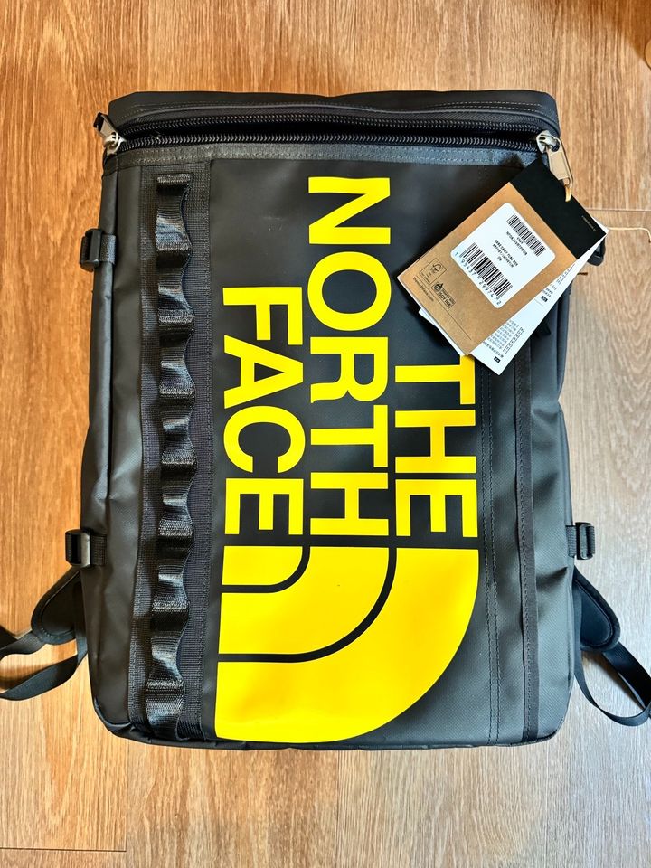 The North Face Rucksack Fuse Camp Box Kleiderkiste 30L in Berlin