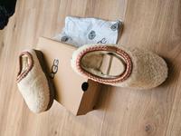 Neu ugg Hausschuh gr. 38 hüttenschuh schaffell Sachsen - Zwickau Vorschau