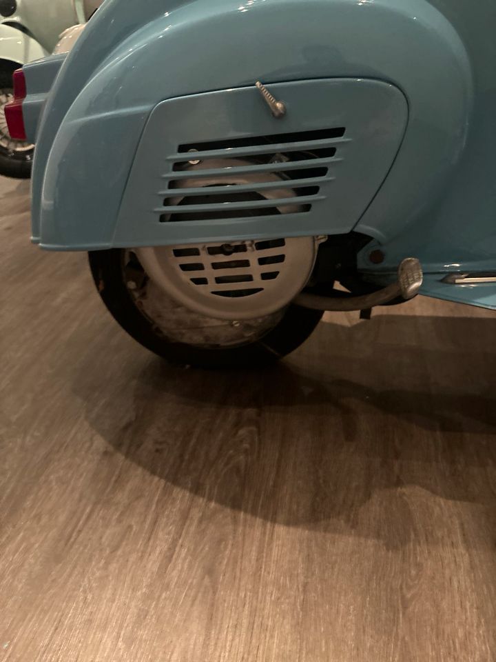 Vespa 90 1964 in Köln