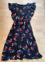 Vero Moda Kleid, schwarz mit bunten Blumen. Bayern - Fürth Vorschau