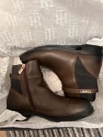 Braune Stiefel von Tommy Hilfiger Pankow - Weissensee Vorschau