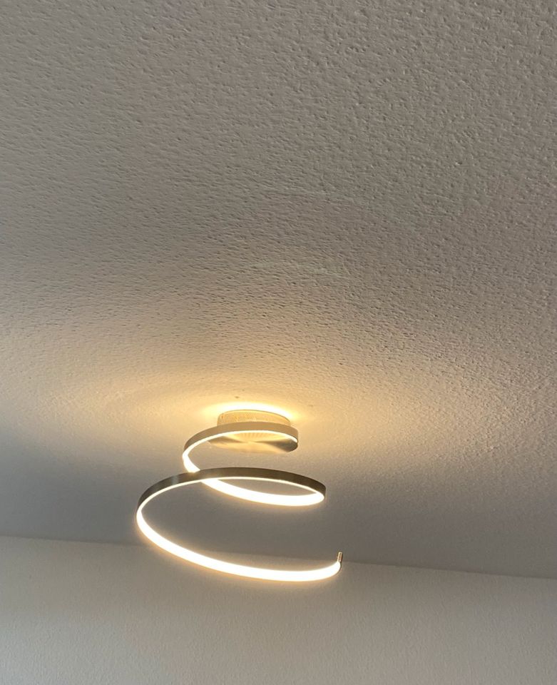 Spiral Lampe LED in Meschede