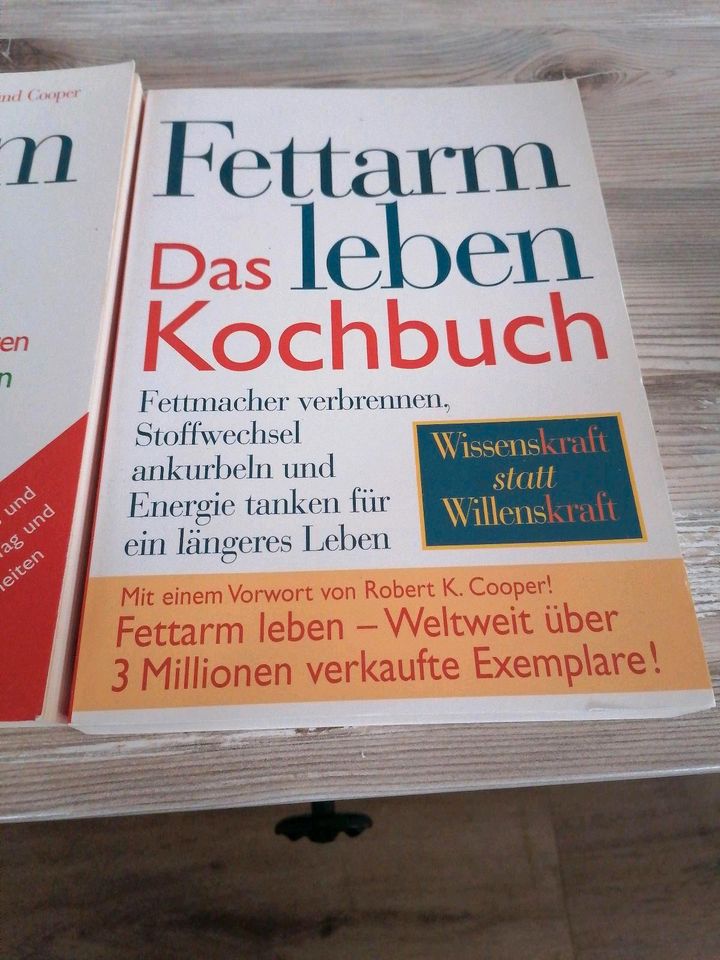 Buch Fettarm leben + Kochbuch in Heikendorf