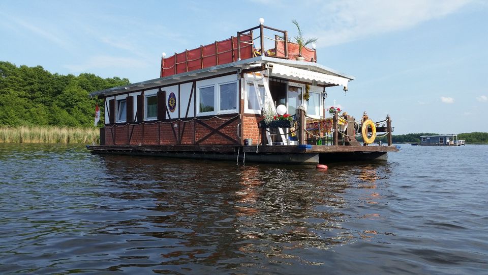Ferienhaus auf dem Wasser Hausboot Boot Liegeplatz Ferien Urlaub in Heidesee