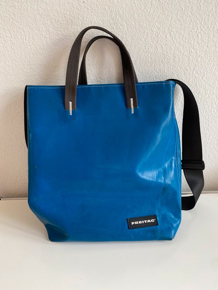 Freitag F202 LELAND - TOTE BAG SMALL, blau  (NP: 215 €) in Köln