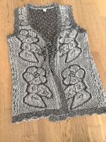 Strickjacke Pullunder Jäckchen schwarz weiß Gr. 38 neuwertig Hessen - Dreieich Vorschau