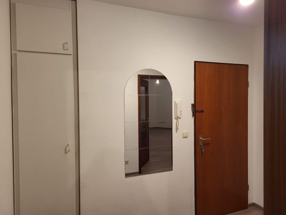 2-Zimmer-Wohnung auf der Leineinsel mit Balkon in Hannover