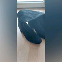 HÖGL - Edle Stiefel aus schwarzem Wildleder Hannover - Ricklingen Vorschau